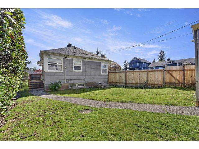 3635 Ne GOING St, Portland, OR 97211