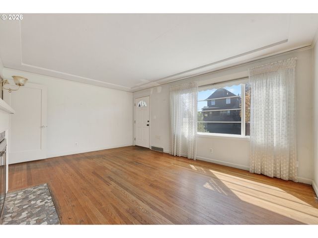 3635 Ne GOING St, Portland, OR 97211