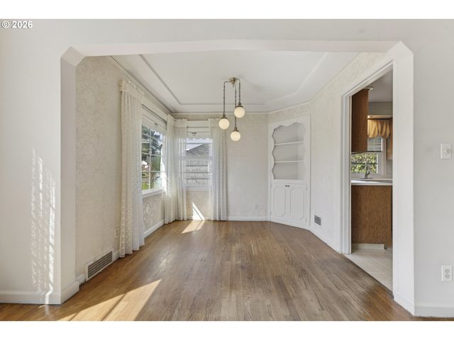 3635 Ne GOING St, Portland, OR 97211