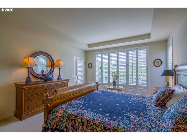 15168 Nw ABERDEEN Dr, Portland, OR 97229