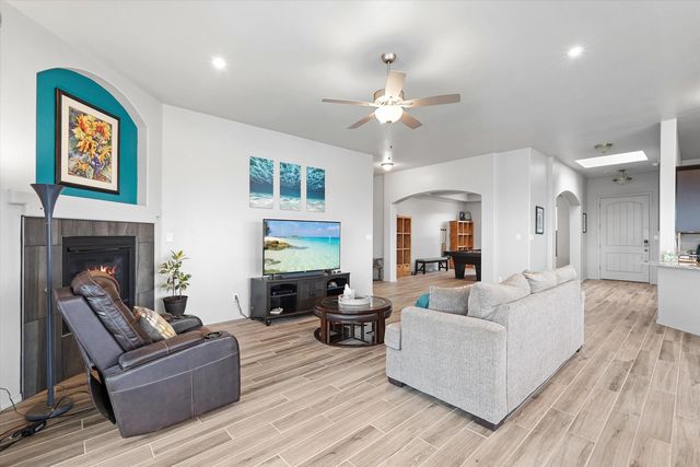 1513 Aztec Moon Court SE, Rio Rancho, NM 87124