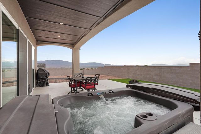 1513 Aztec Moon Court SE, Rio Rancho, NM 87124