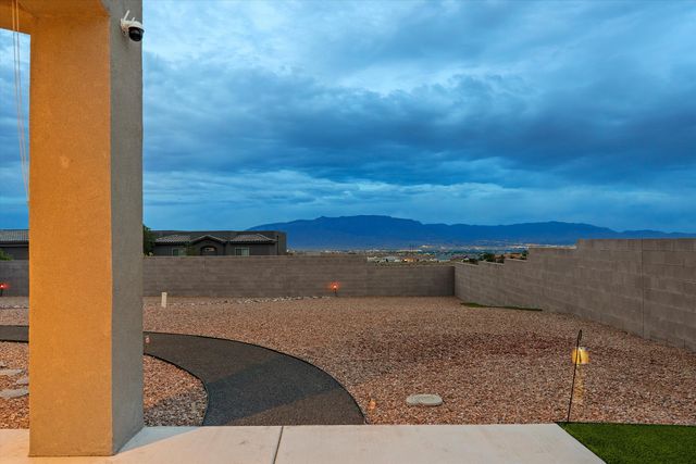 1513 Aztec Moon Court SE, Rio Rancho, NM 87124
