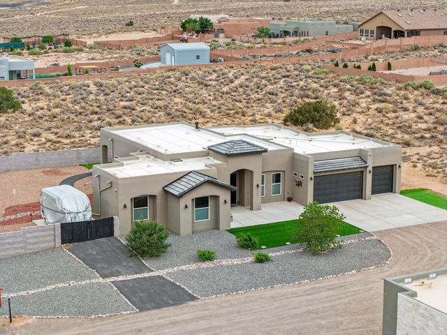 1513 Aztec Moon Court SE, Rio Rancho, NM 87124