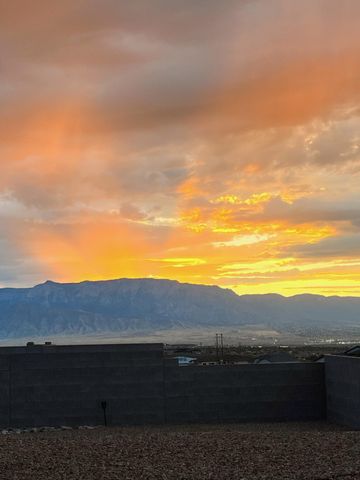 1513 Aztec Moon Court SE, Rio Rancho, NM 87124