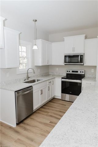 848 Hidden Court, Asheboro, NC 27205