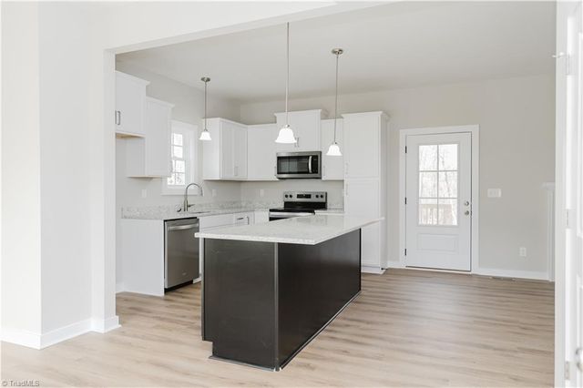 848 Hidden Court, Asheboro, NC 27205