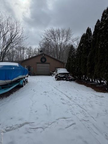 7965 Trumble Road, Columbus, MI 48063