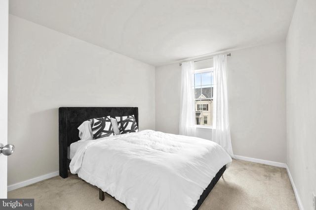 420 SWEET BAY LN, Norristown, PA 19403