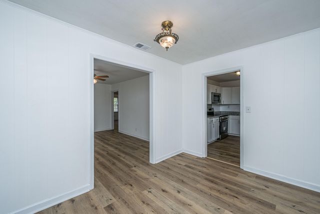 309 Annette Drive, Goose Creek, SC 29445