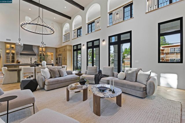 11 Xavier Ct, Alamo, CA 94507
