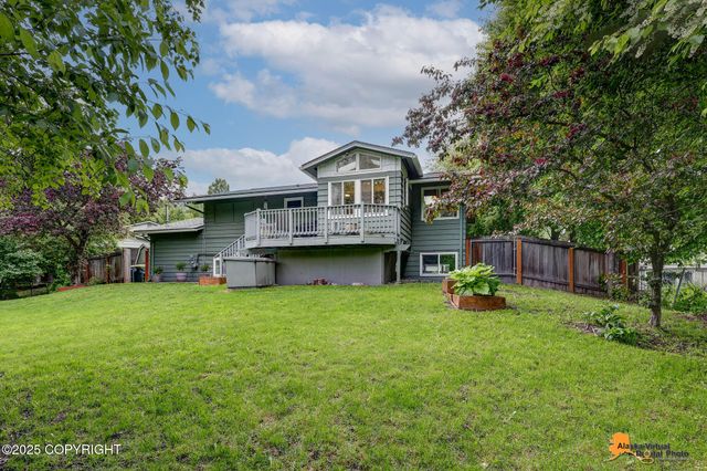 3868 Shannon Circle, Anchorage, AK 99508