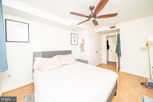 1423 Newton St NW Apt 202, Washington, DC 20010