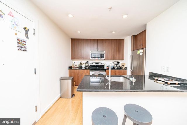 1423 Newton St NW Apt 202, Washington, DC 20010