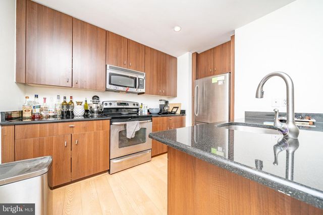 1423 Newton St NW Apt 202, Washington, DC 20010