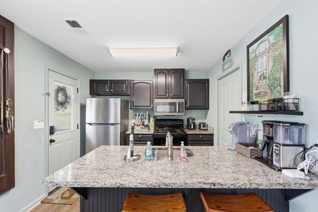 1326 Park Hill Drive, Gainesville, GA 30501