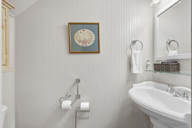 1326 Park Hill Drive, Gainesville, GA 30501