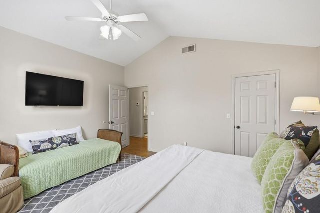 1326 Park Hill Drive, Gainesville, GA 30501