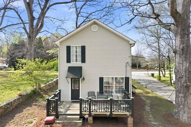 1326 Park Hill Drive, Gainesville, GA 30501