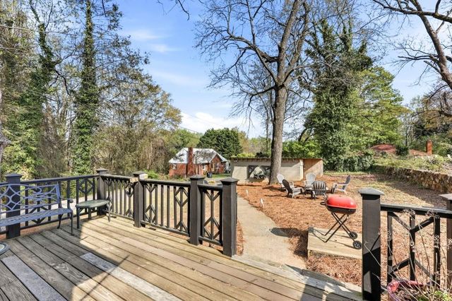 1326 Park Hill Drive, Gainesville, GA 30501