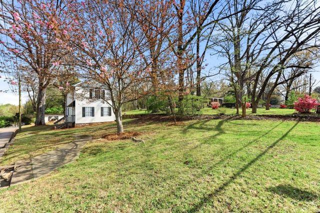 1326 Park Hill Drive, Gainesville, GA 30501