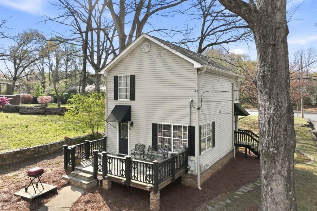 1326 Park Hill Drive, Gainesville, GA 30501