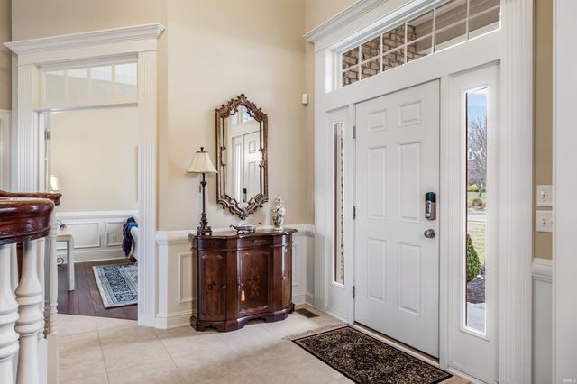 320 Royal Crest Drive, Fort Wayne, IN 46814