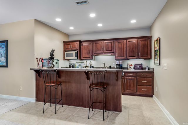 320 Royal Crest Drive, Fort Wayne, IN 46814