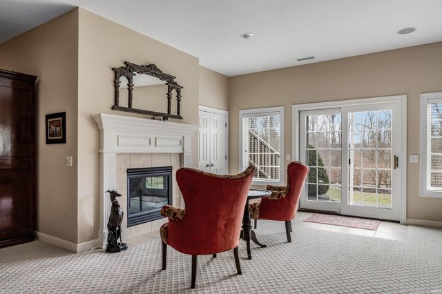 320 Royal Crest Drive, Fort Wayne, IN 46814