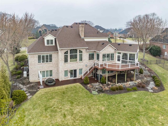 320 Royal Crest Drive, Fort Wayne, IN 46814