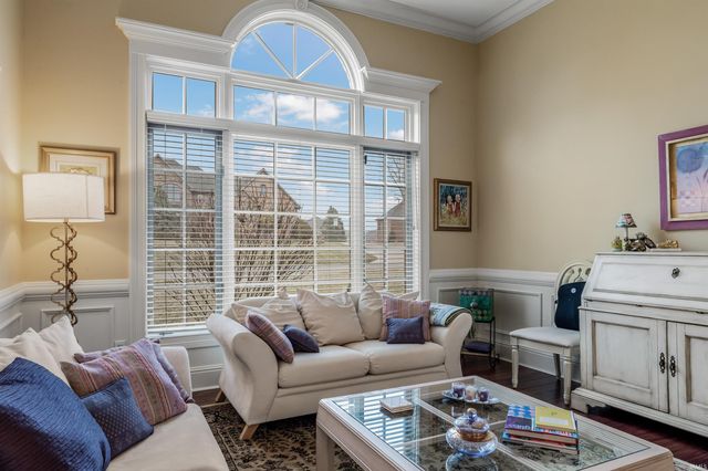 320 Royal Crest Drive, Fort Wayne, IN 46814