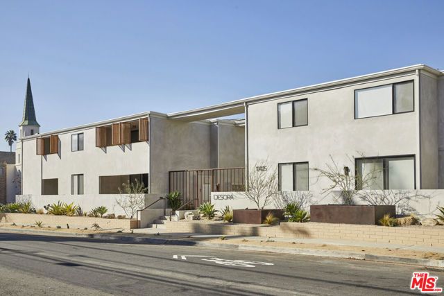 12425 Texas Avenue 10, Los Angeles, CA 90025