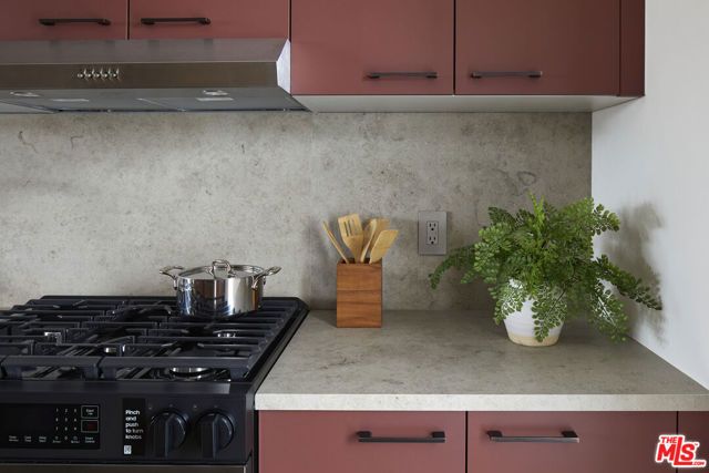 12425 Texas Avenue 10, Los Angeles, CA 90025