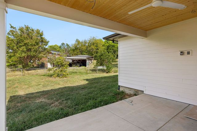 5102 Amalie Dr, Nashville, TN 37211