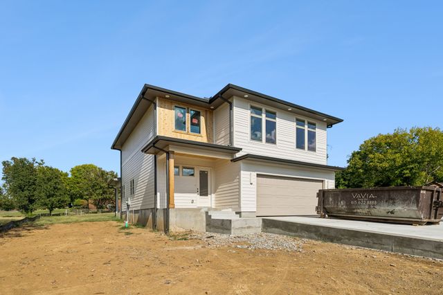5102 Amalie Dr, Nashville, TN 37211