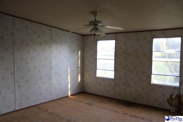 2470 Pittman Ln, Dillon, SC 29536