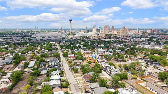 1105 Wyoming, San Antonio, TX 78203