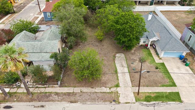 1105 Wyoming, San Antonio, TX 78203