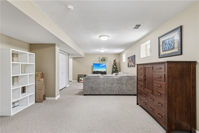 403 Worth Ct., Cranberry Twp, PA 16066