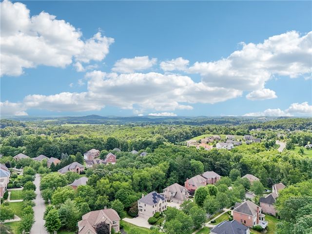 403 Worth Ct., Cranberry Twp, PA 16066