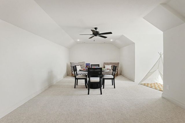 24770 W Stonebottom Ct, Goddard, KS 67052