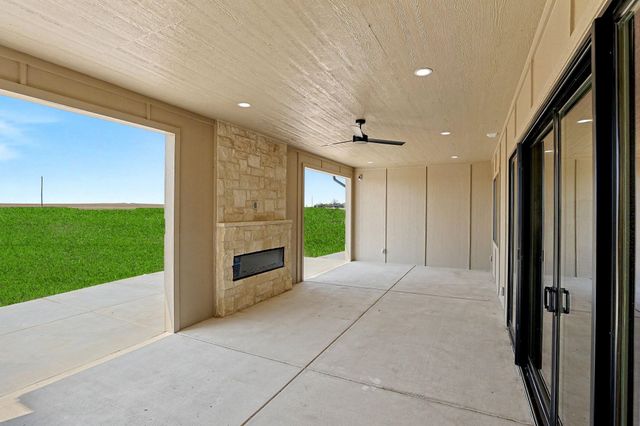 24770 W Stonebottom Ct, Goddard, KS 67052