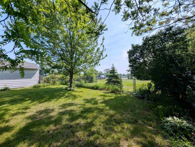 208 State Street, Bay City, MI 48706