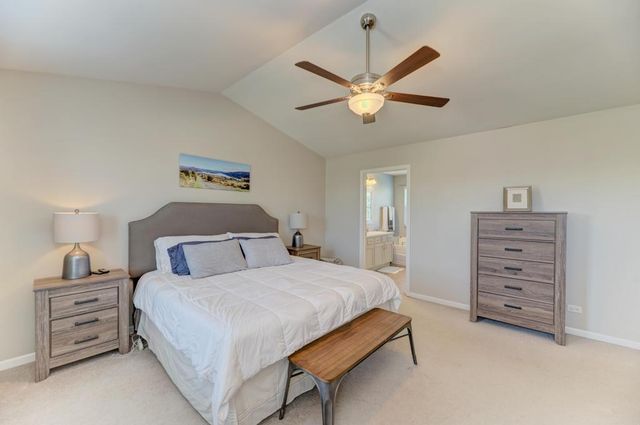 3507 Crestwood Lane, Carpentersville, IL 60110