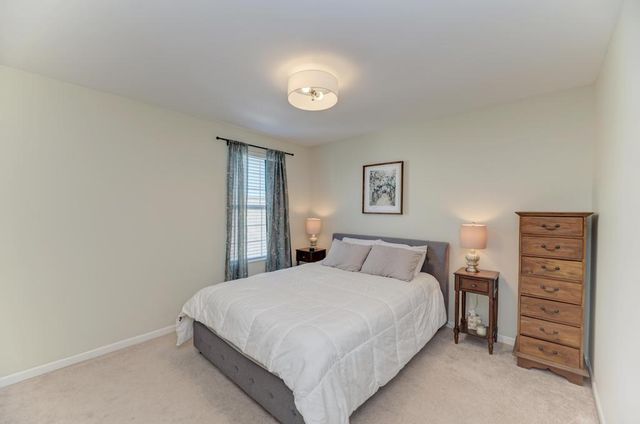 3507 Crestwood Lane, Carpentersville, IL 60110