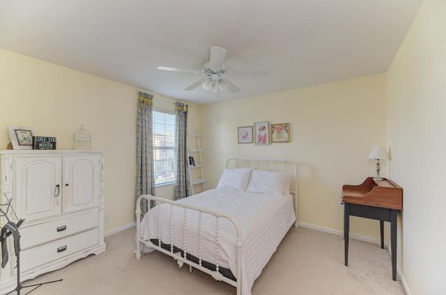 3507 Crestwood Lane, Carpentersville, IL 60110