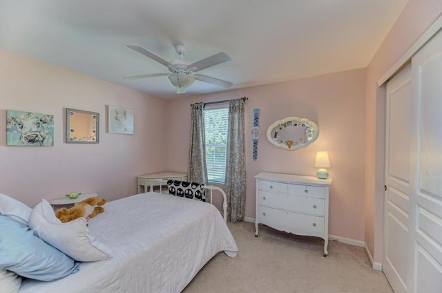 3507 Crestwood Lane, Carpentersville, IL 60110