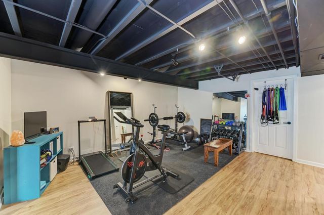 3507 Crestwood Lane, Carpentersville, IL 60110