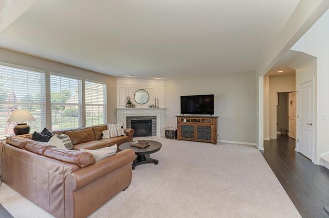 3507 Crestwood Lane, Carpentersville, IL 60110
