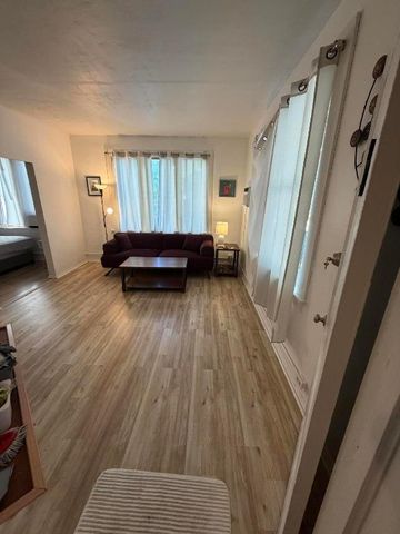 105 NE 16th Terrace, Fort Lauderdale, FL 33301